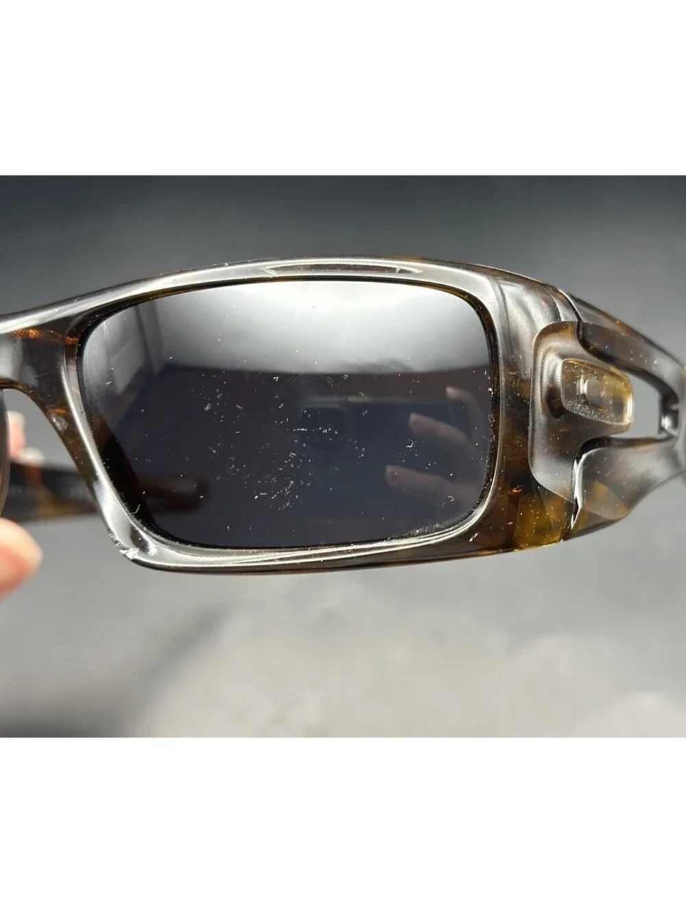 Oakley pre owned